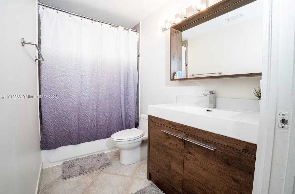 Small Image of 19801 EAST COUNTRY CLUB DRIVE #4-103, Aventura Number 20