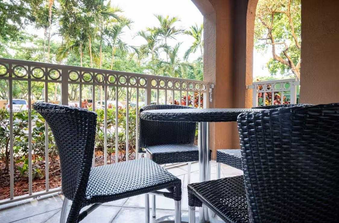 Small Image of 19801 EAST COUNTRY CLUB DRIVE #4-103, Aventura Number 25