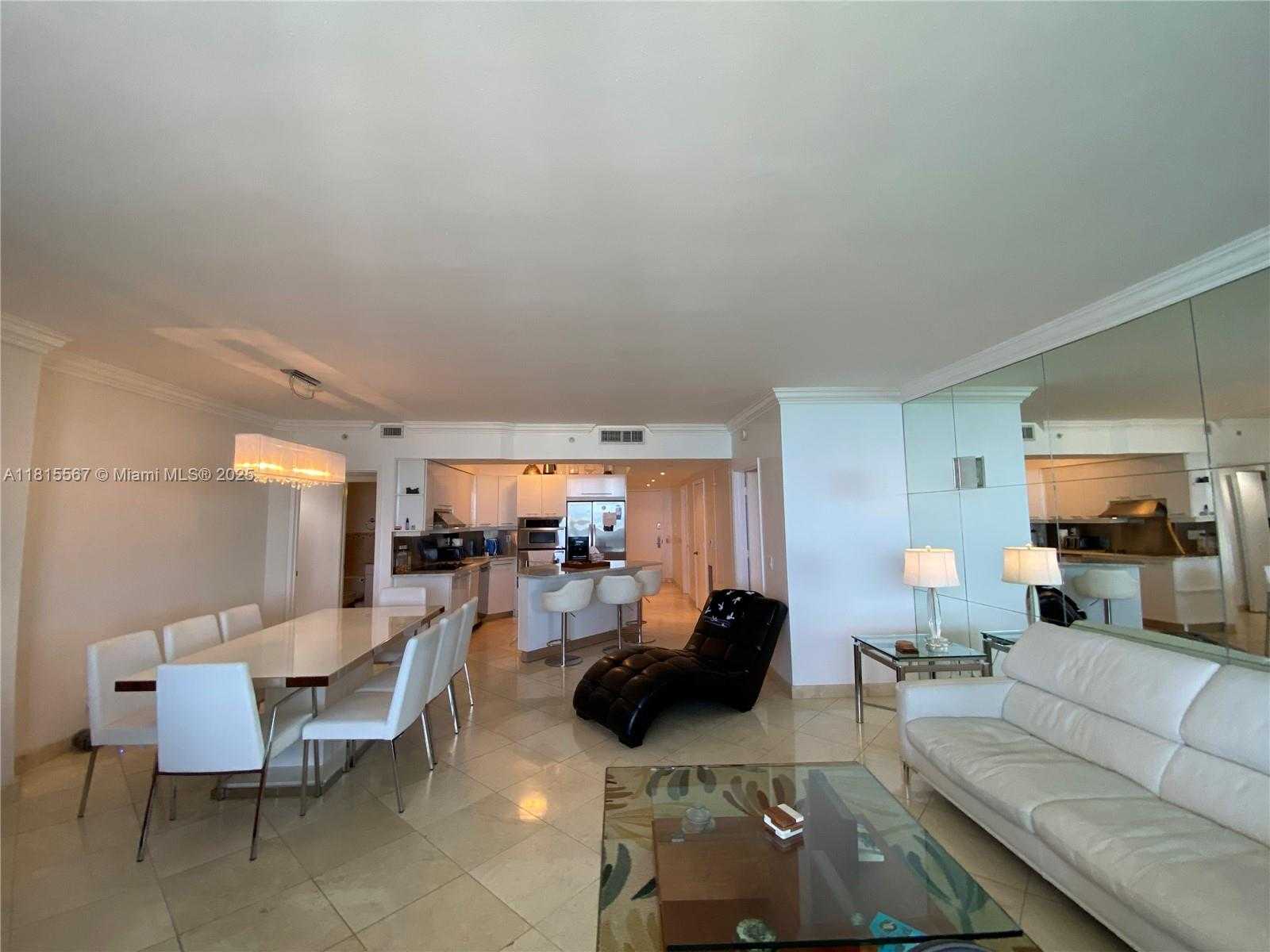 Small Image of 4779 COLLINS AV #3008, Miami Beach Number 20