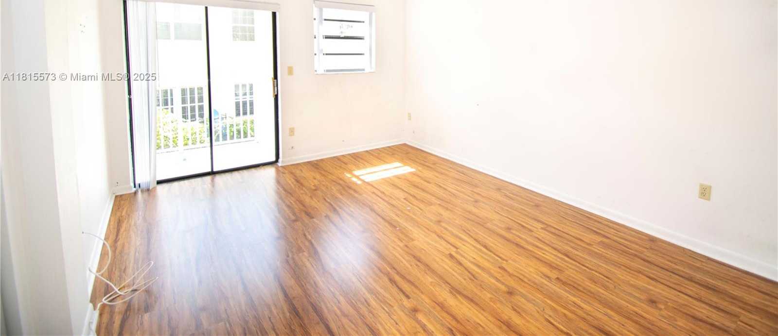 Small Image of 130 SOUTH SHORE #2F, Miami Beach Number 10