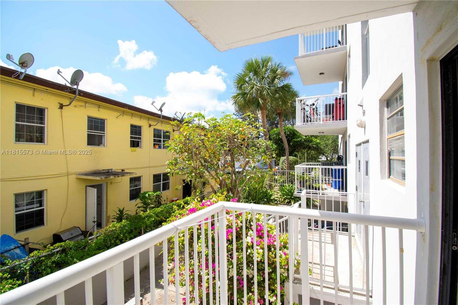 Small Image of 130 SOUTH SHORE #2F, Miami Beach Number 13