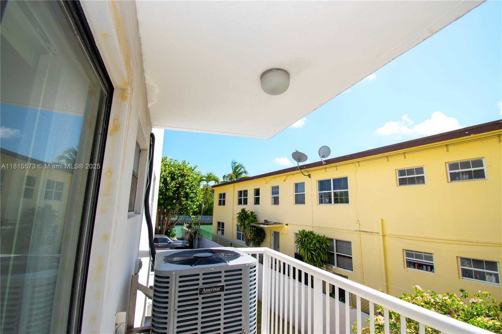 Small Image of 130 SOUTH SHORE #2F, Miami Beach Number 14