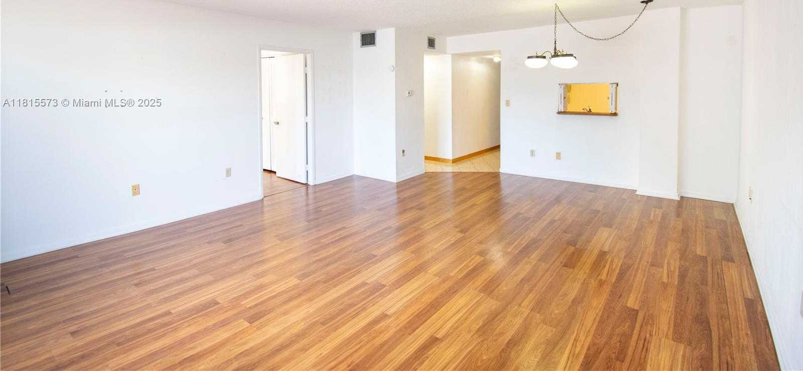 Small Image of 130 SOUTH SHORE #2F, Miami Beach Number 7