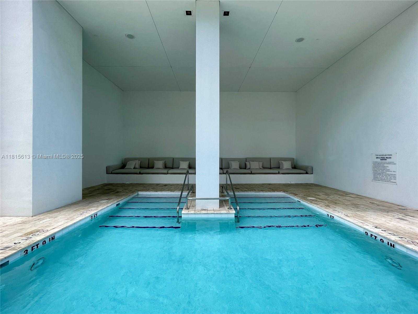 Small Image of 1040 BISCAYNE BLVD #1105, Miami Number 17