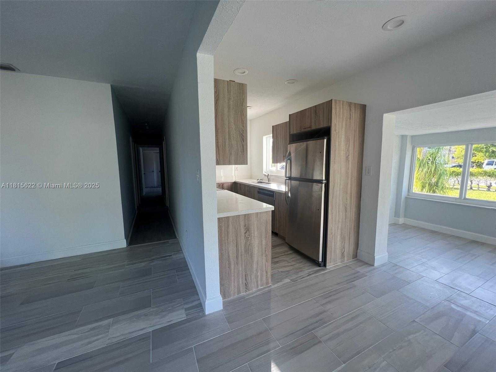 Small Image of 17690 NORTH EAST 19TH AVE, North Miami Beach Number 9