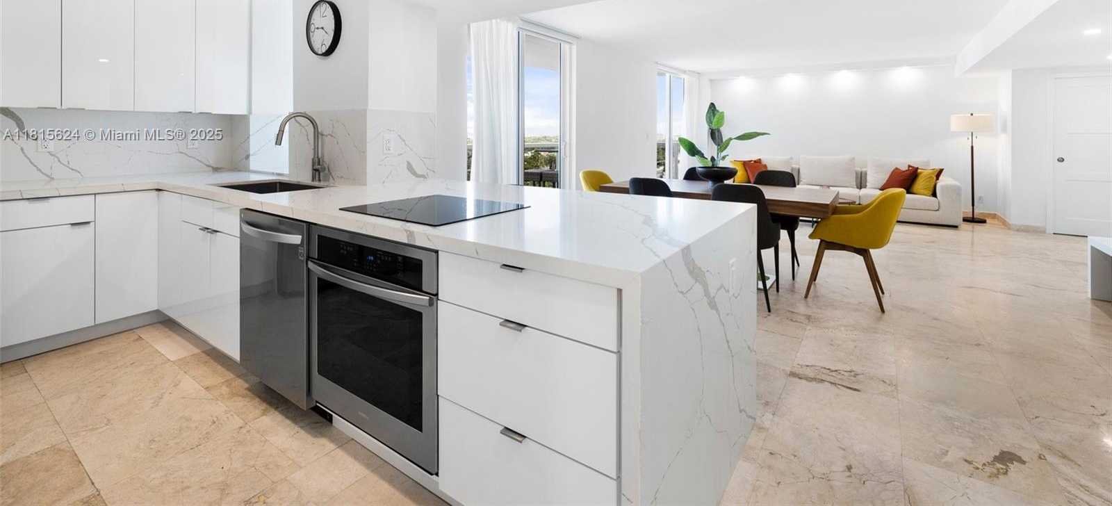 Small Image of 2401 COLLINS AVE #1508, Miami Beach Number 11