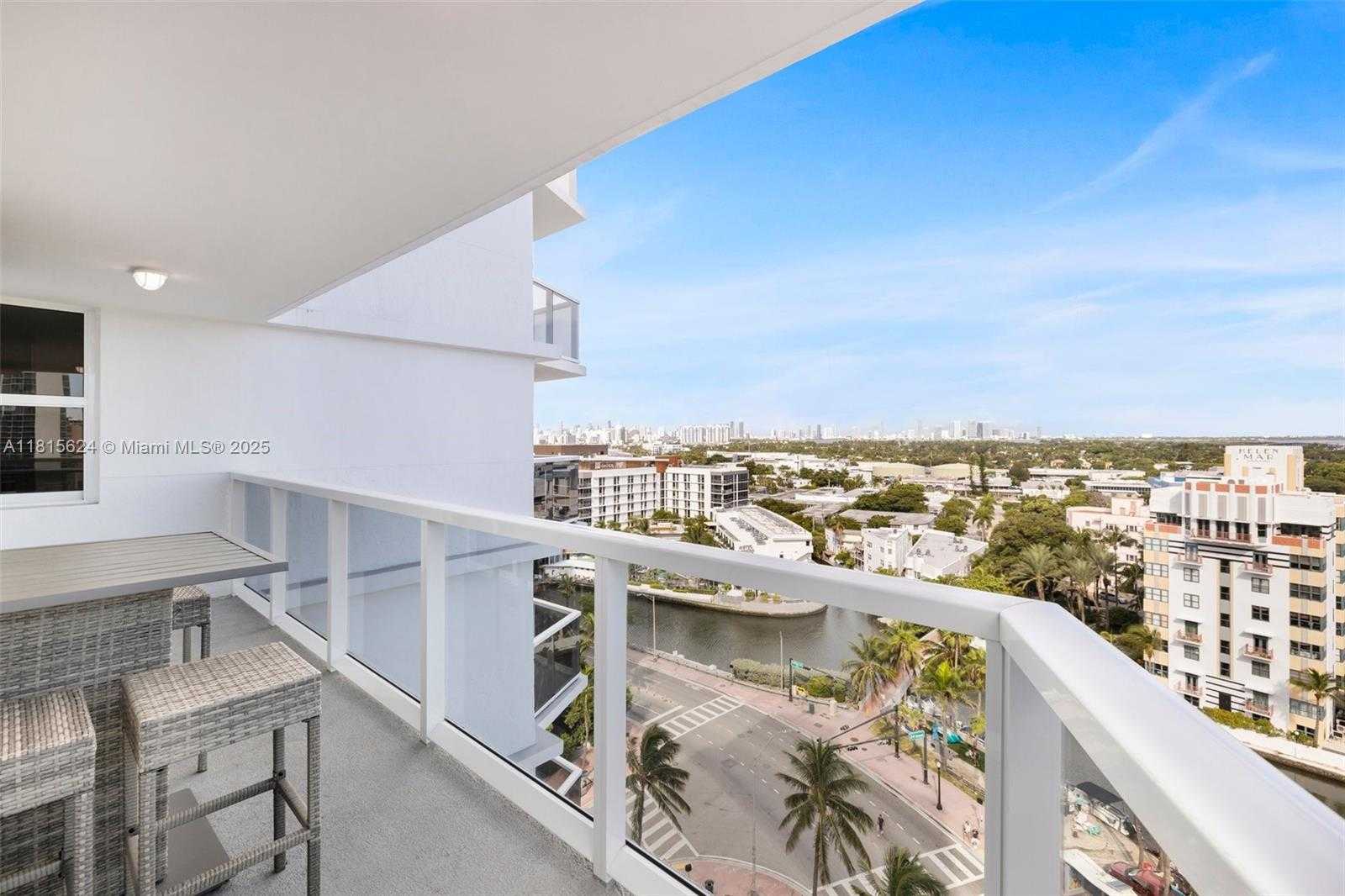 Small Image of 2401 COLLINS AVE #1508, Miami Beach Number 13