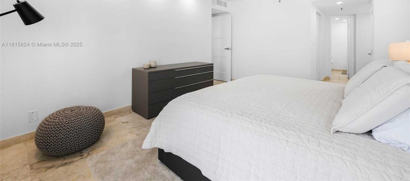 Small Image of 2401 COLLINS AVE #1508, Miami Beach Number 29