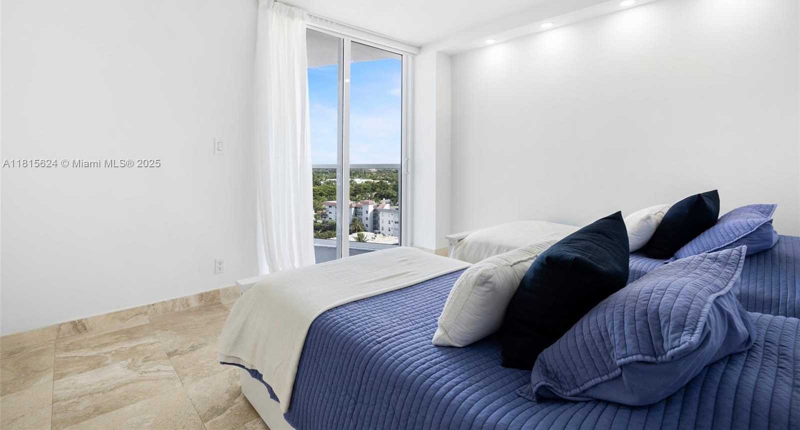 Small Image of 2401 COLLINS AVE #1508, Miami Beach Number 33