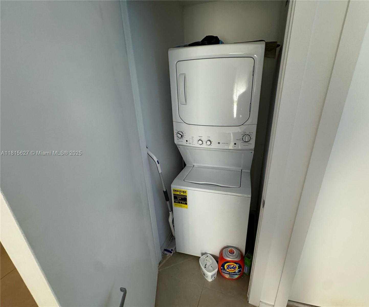 Small Image of 1060 BRICKELL AVE #4015, Miami Number 17