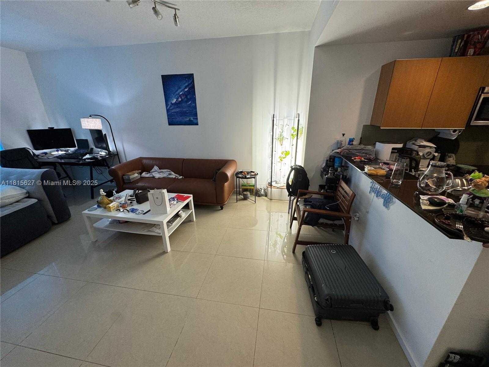 Small Image of 1060 BRICKELL AVE #4015, Miami Number 20