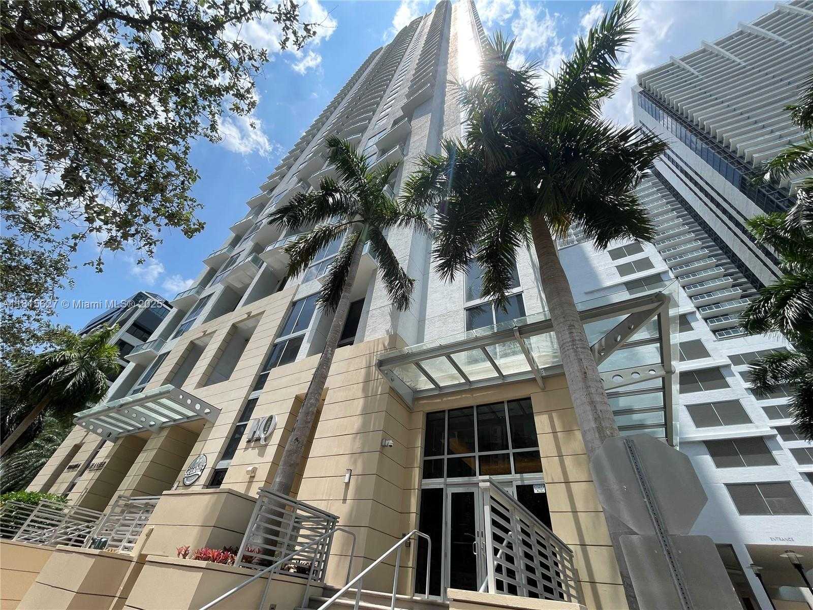 Small Image of 1060 BRICKELL AVE #4015, Miami Number 5