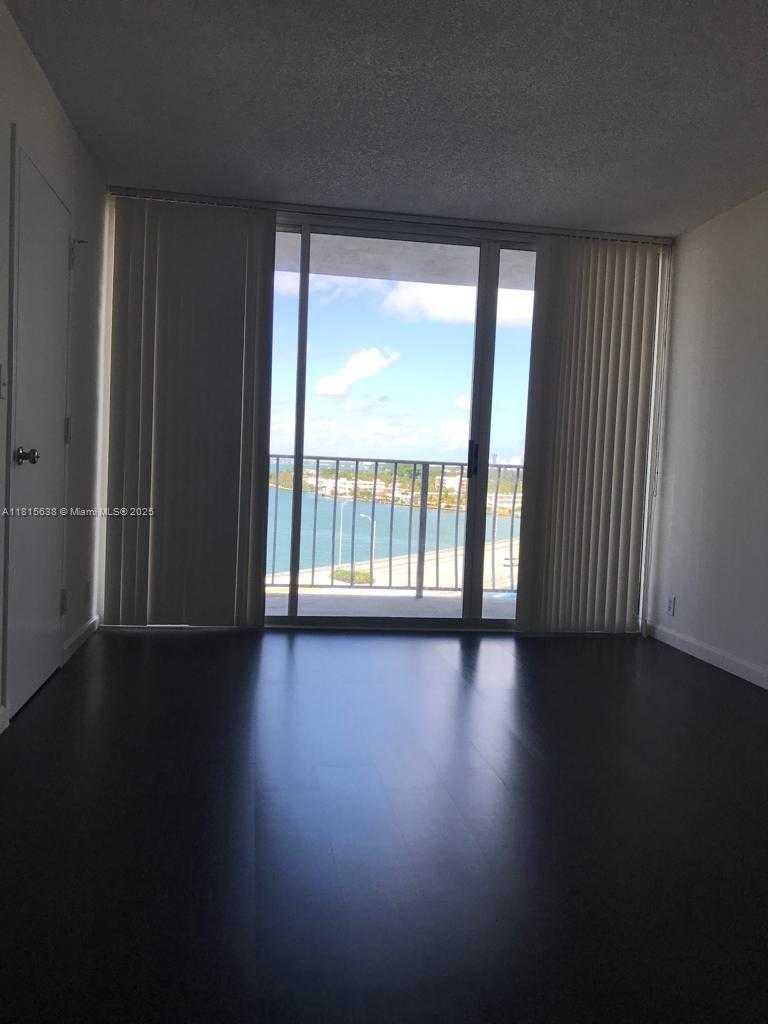 Small Image of 7601 EAST TREASURE DR #915, North Bay Village Number 16