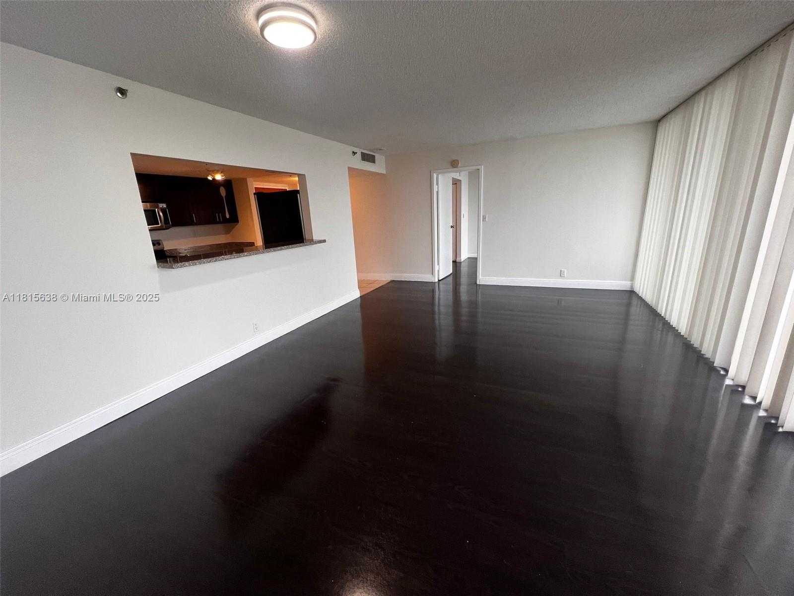Small Image of 7601 EAST TREASURE DR #915, North Bay Village Number 8