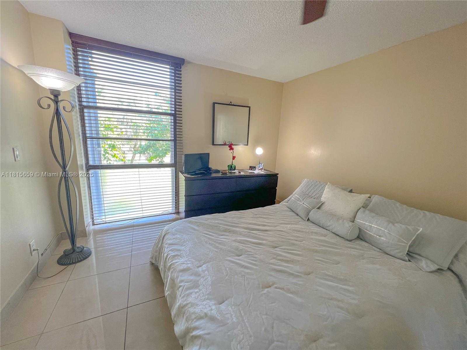 Small Image of 3301 NORTH COUNTRY CLUB DR #306, Aventura Number 6
