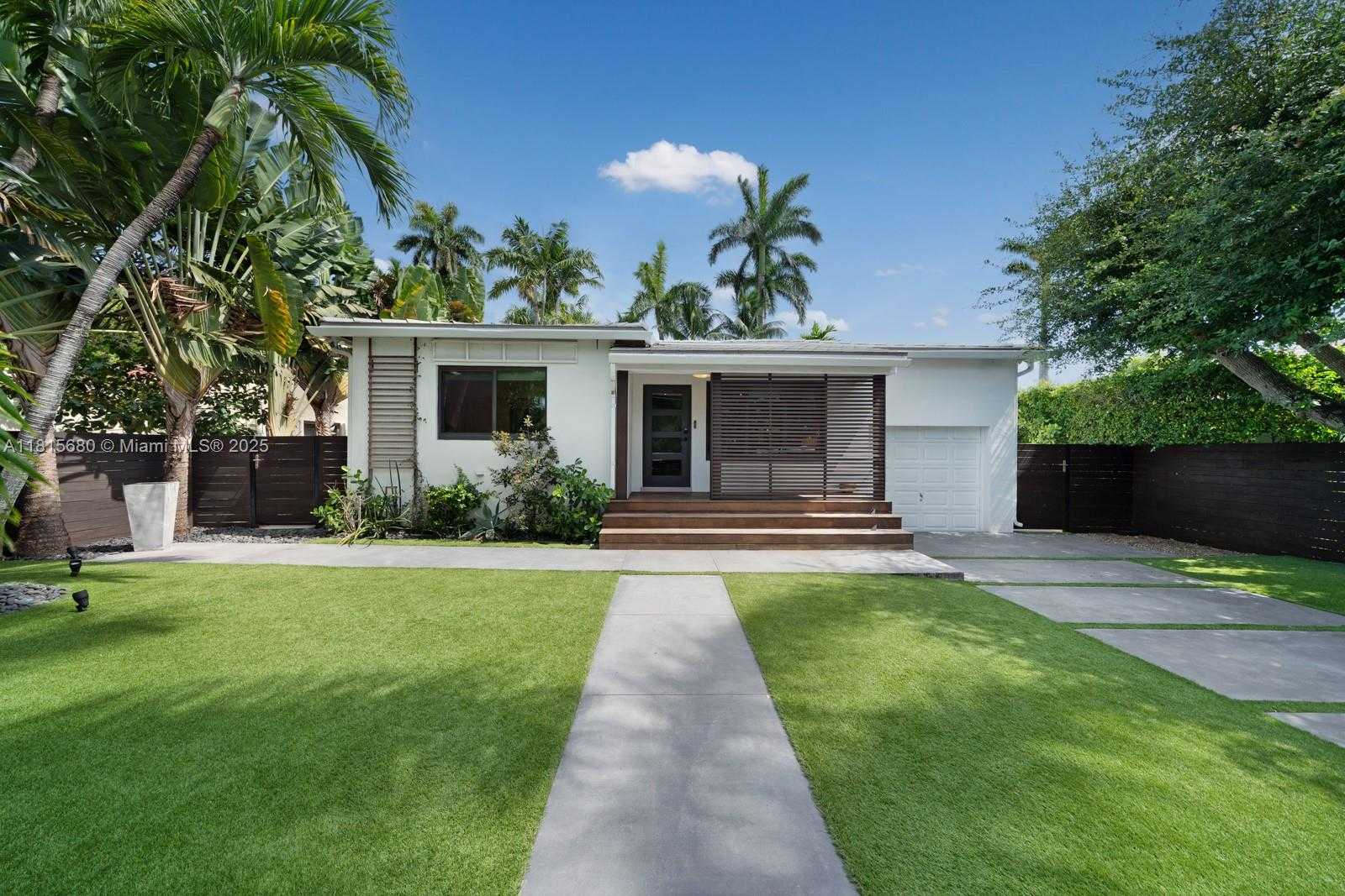Small Image of 114 5TH DILIDO TER, Miami Beach Number 27