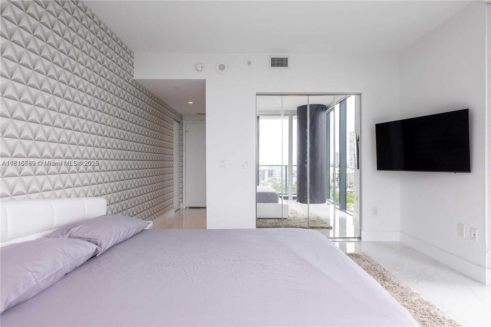 Small Image of 650 NORTH EAST 32ND ST #1201, Miami Number 19