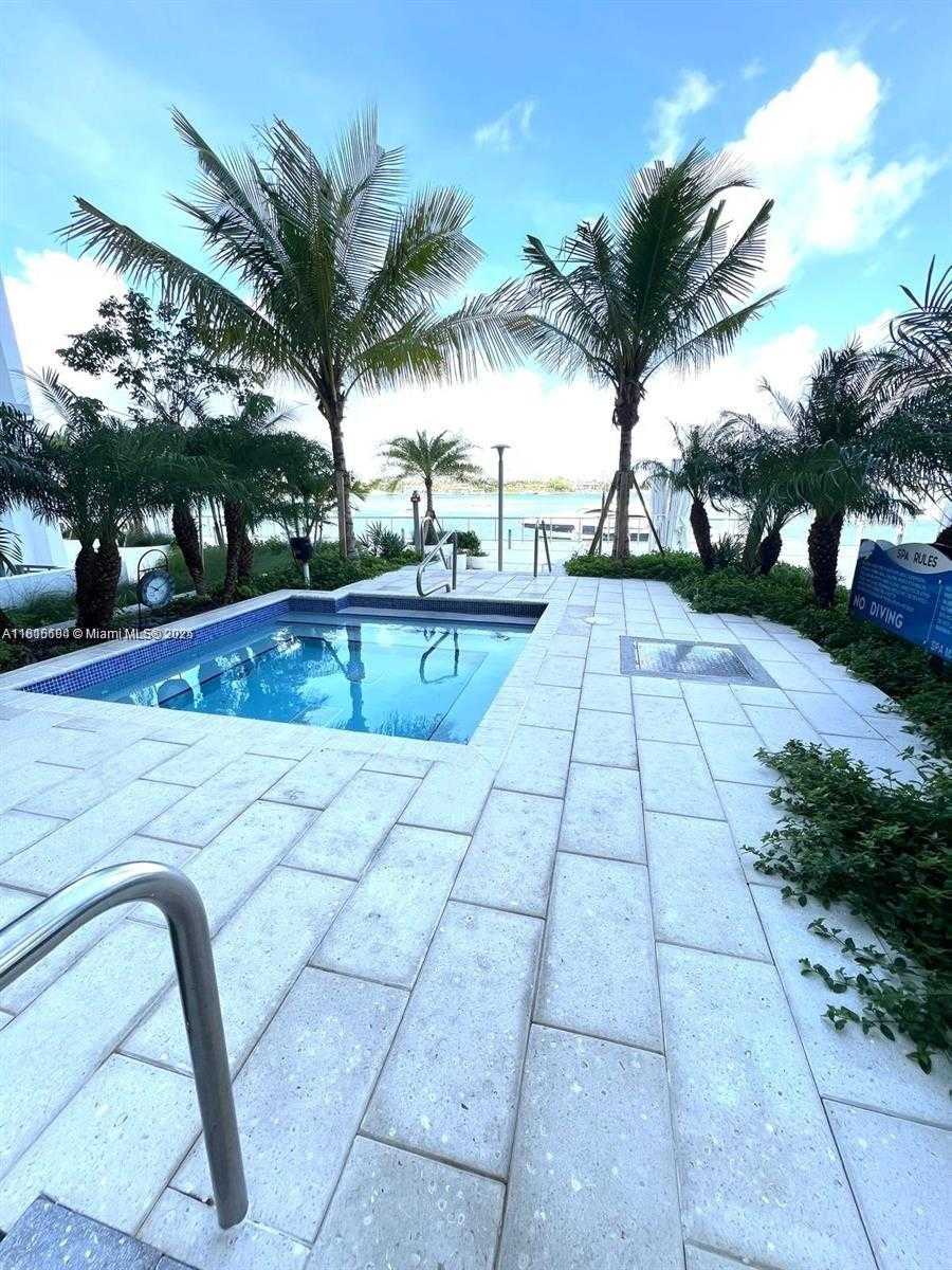 Small Image of 1000 WEST AVE #211, Miami Beach Number 11