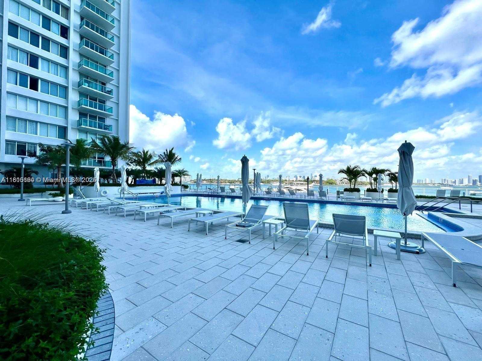 Small Image of 1000 WEST AVE #211, Miami Beach Number 13