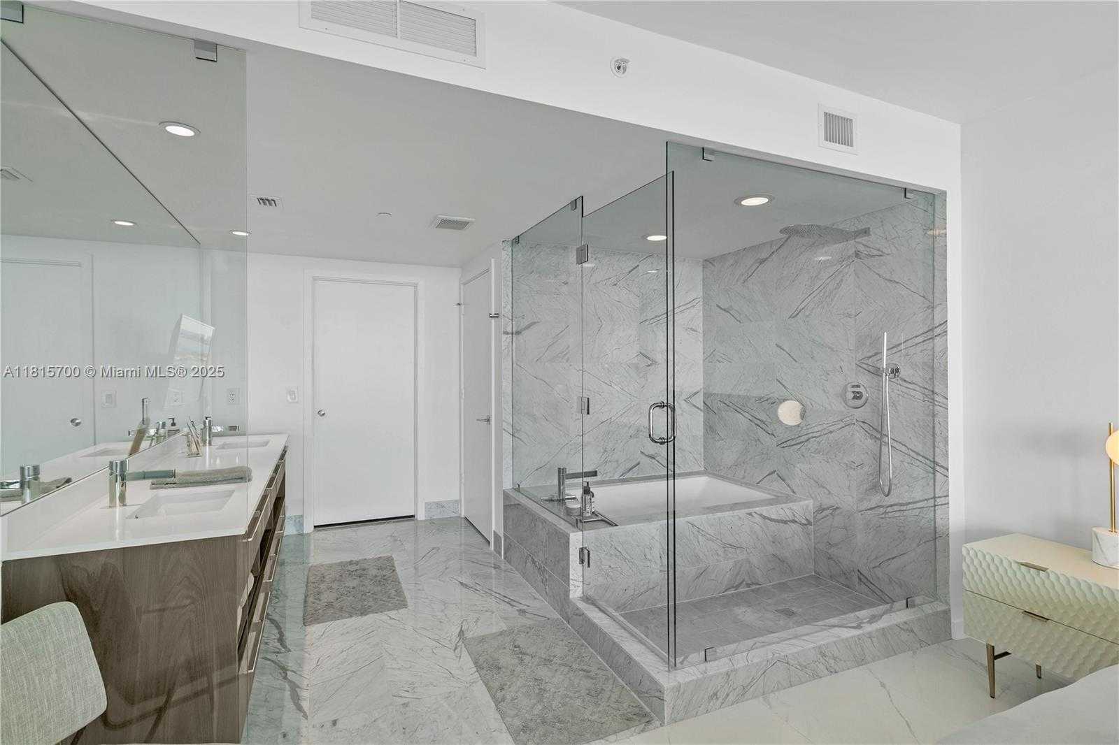Small Image of 3131 NORTH EAST 7TH AVE #2903, Miami Number 13