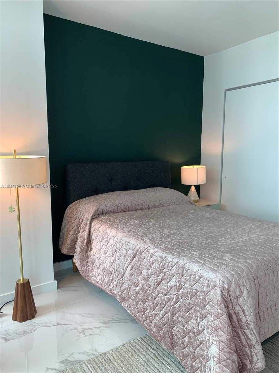 Small Image of 3131 NORTH EAST 7TH AVE #2903, Miami Number 23