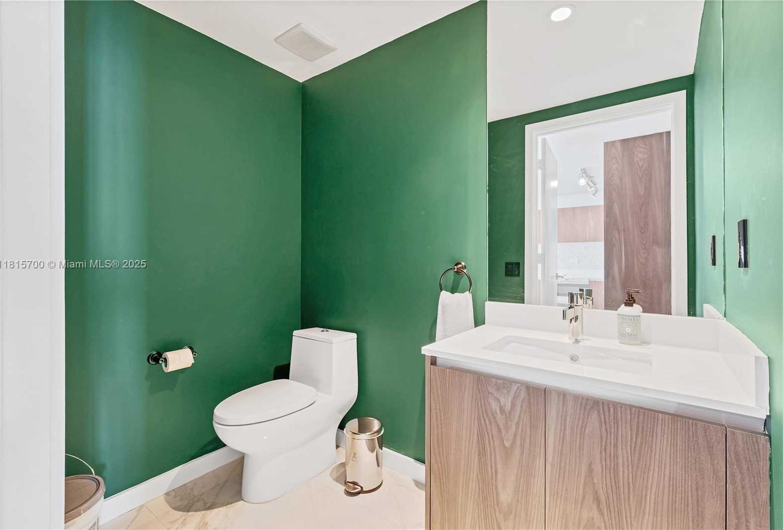 Small Image of 3131 NORTH EAST 7TH AVE #2903, Miami Number 30