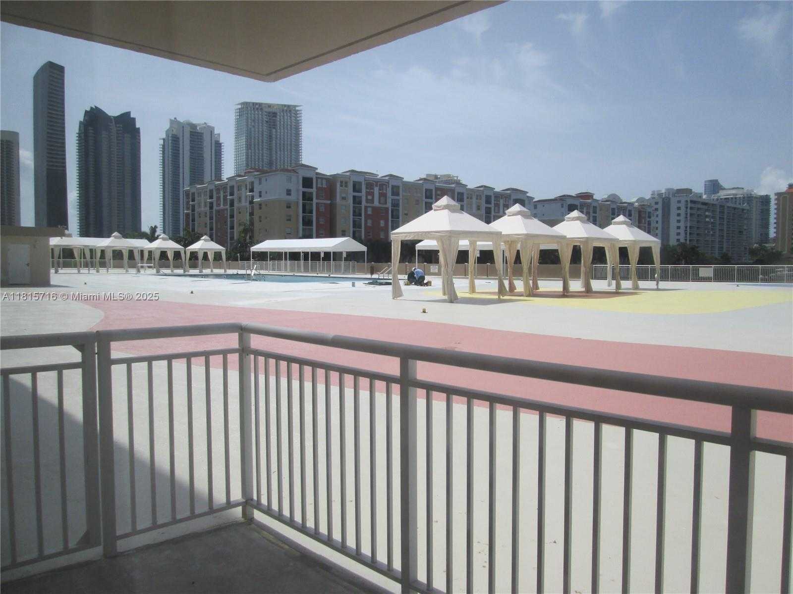 Small Image of 250 174TH ST #218, Sunny Isles Beach Number 4