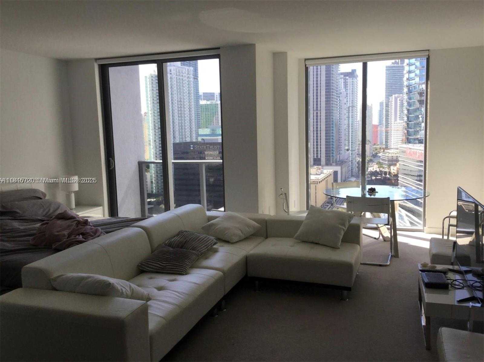 Small Image of 31 SOUTH EAST 6TH ST #2705, Miami Number 3
