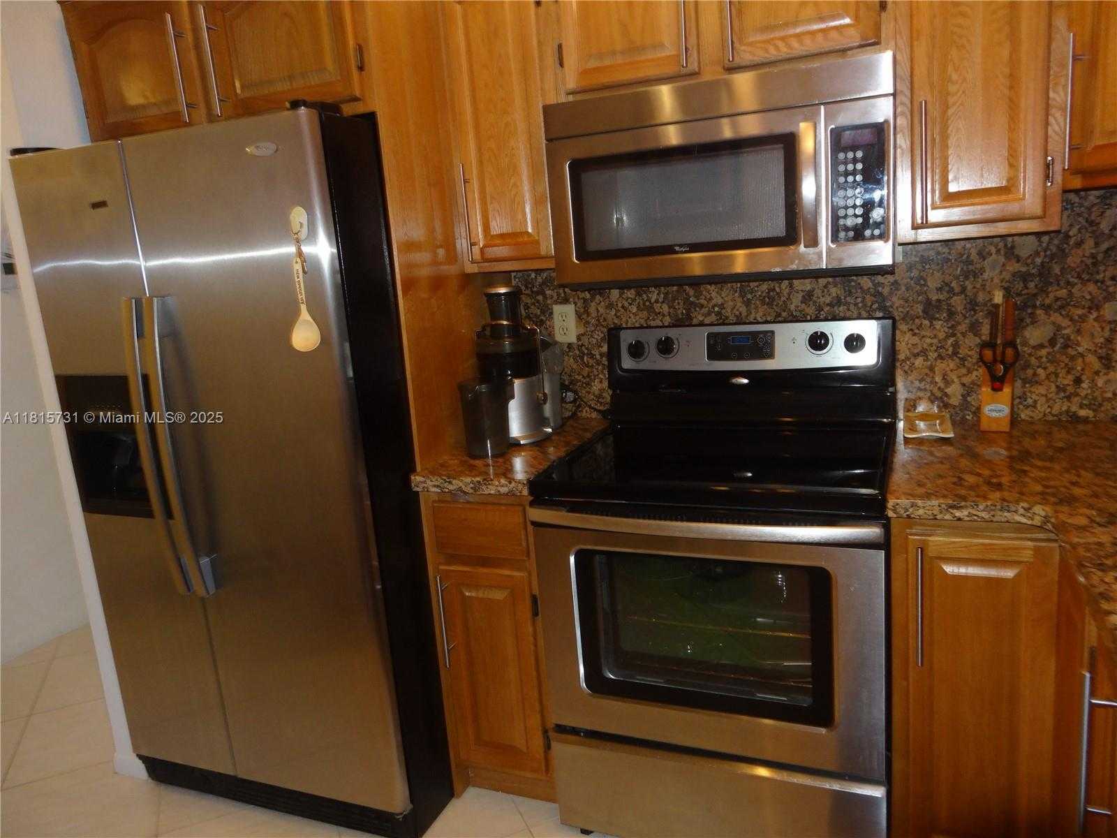 Small Image of 600 THREE ISLANDS BLVD #817, Hallandale Beach Number 17