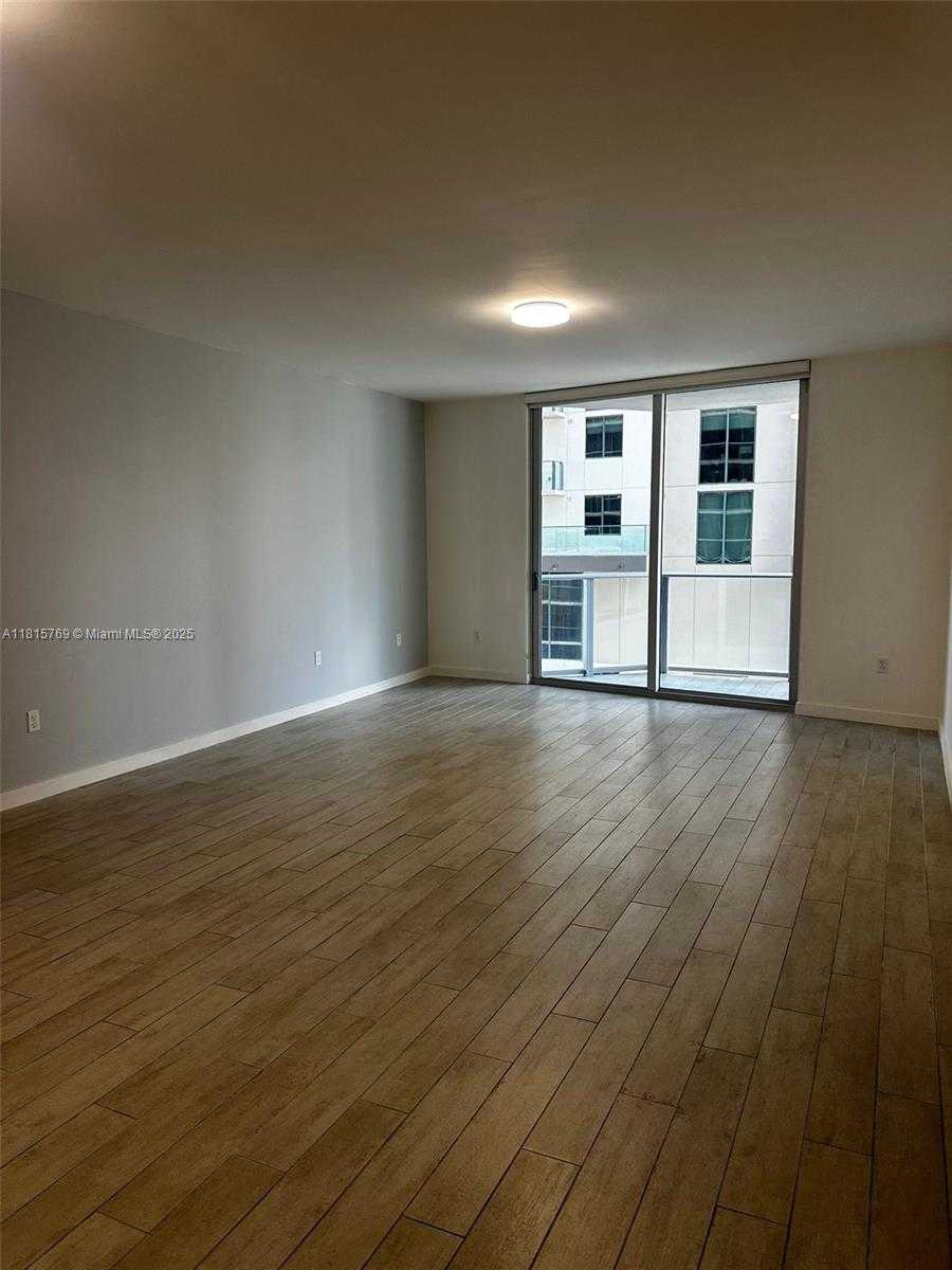 Small Image of 1010 SOUTH WEST 2ND AVE #1005, Miami Number 3