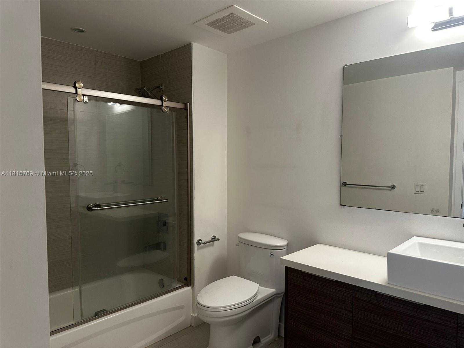 Small Image of 1010 SOUTH WEST 2ND AVE #1005, Miami Number 7