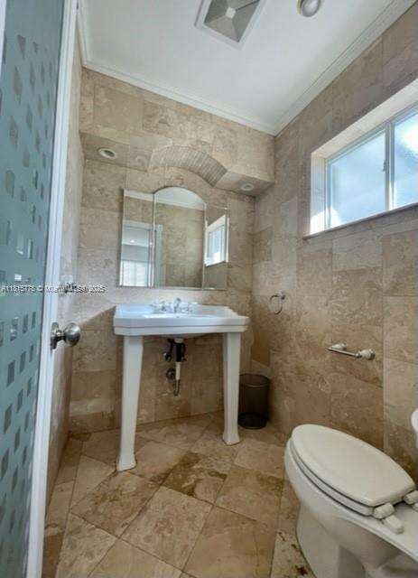 Small Image of 15925 SOUTH WEST 83RD CT, Palmetto Bay Number 12
