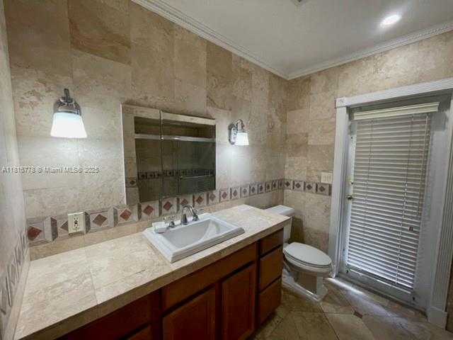 Small Image of 15925 SOUTH WEST 83RD CT, Palmetto Bay Number 15