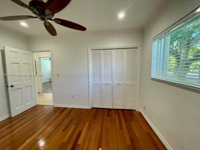 Small Image of 15925 SOUTH WEST 83RD CT, Palmetto Bay Number 17