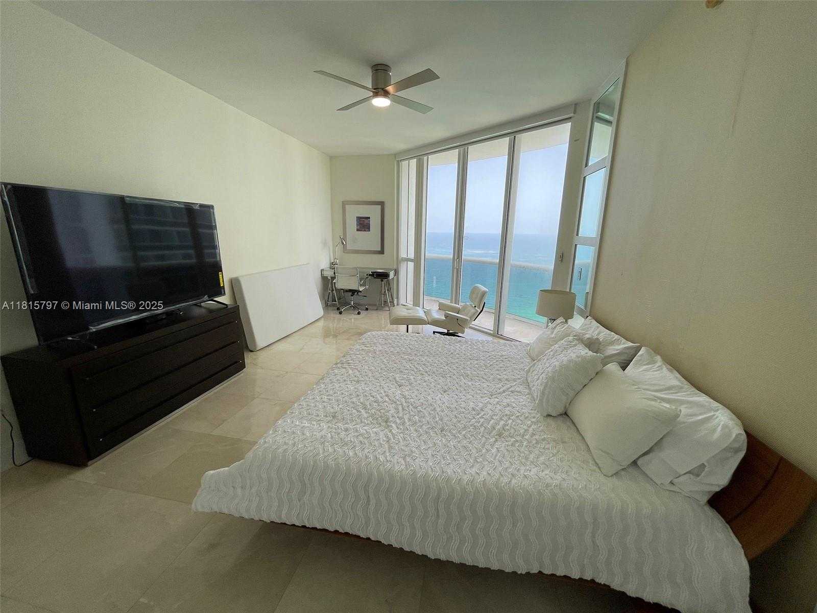 Small Image of 15901 COLLINS AVE #2906, Sunny Isles Beach Number 17