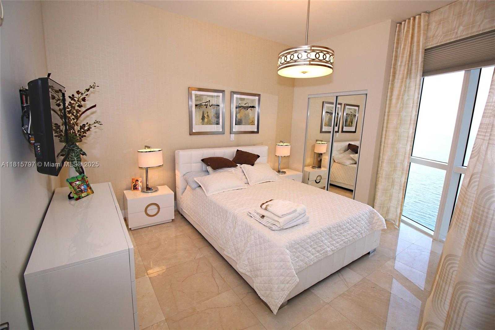 Small Image of 15901 COLLINS AVE #2906, Sunny Isles Beach Number 22