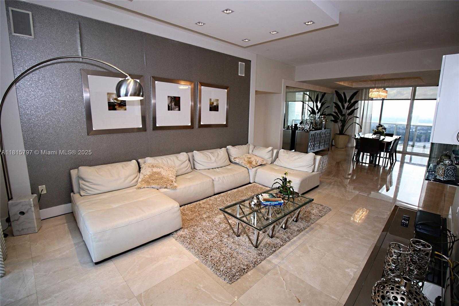Small Image of 15901 COLLINS AVE #2906, Sunny Isles Beach Number 6