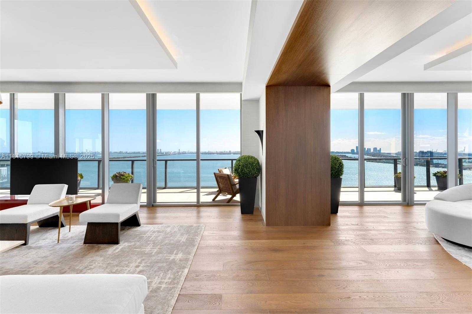 Small Image of 788 NE 23rd St, Miami, FL 33137, USA Number 2