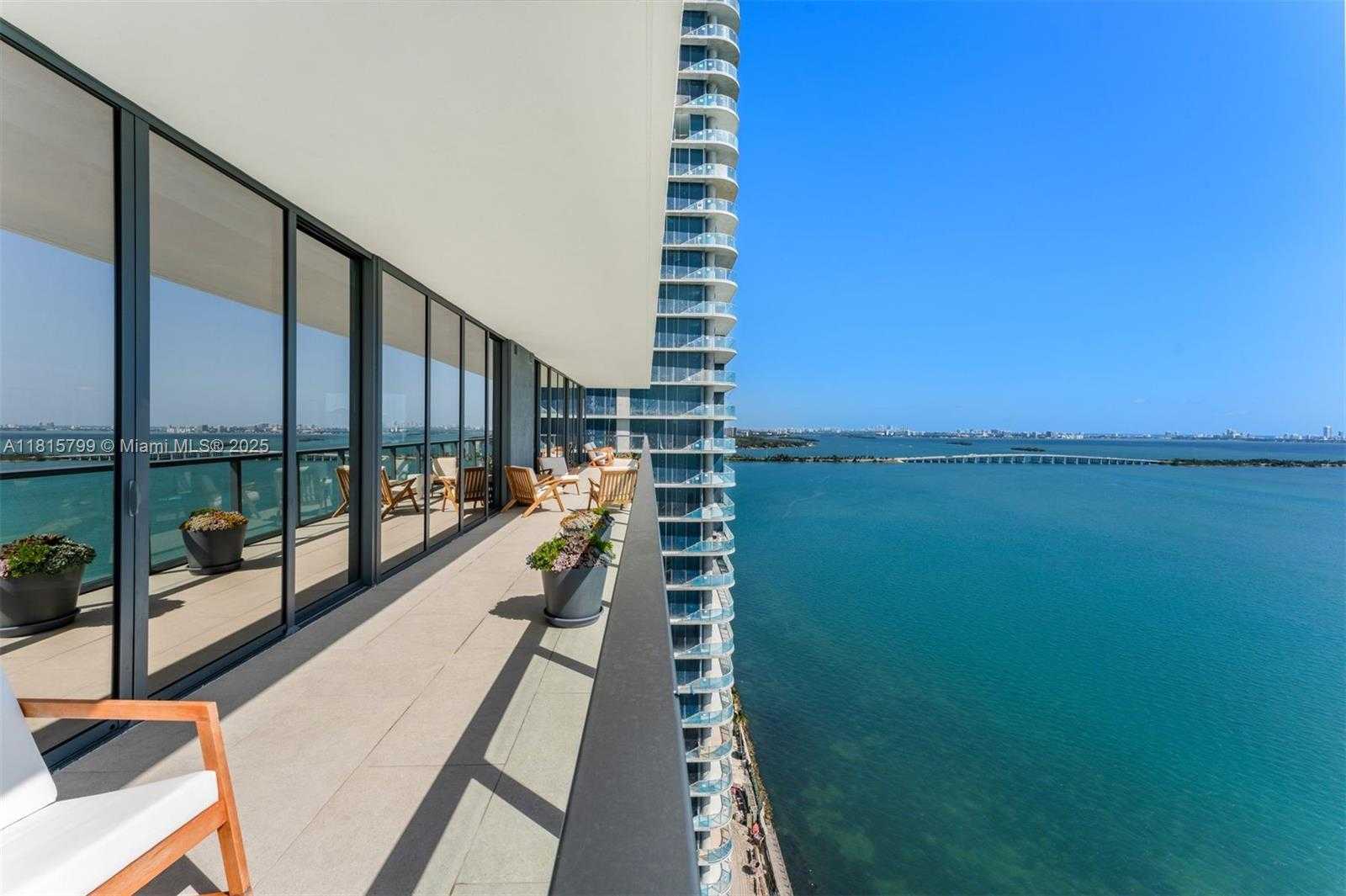 Small Image of 788 NE 23rd St, Miami, FL 33137, USA Number 44