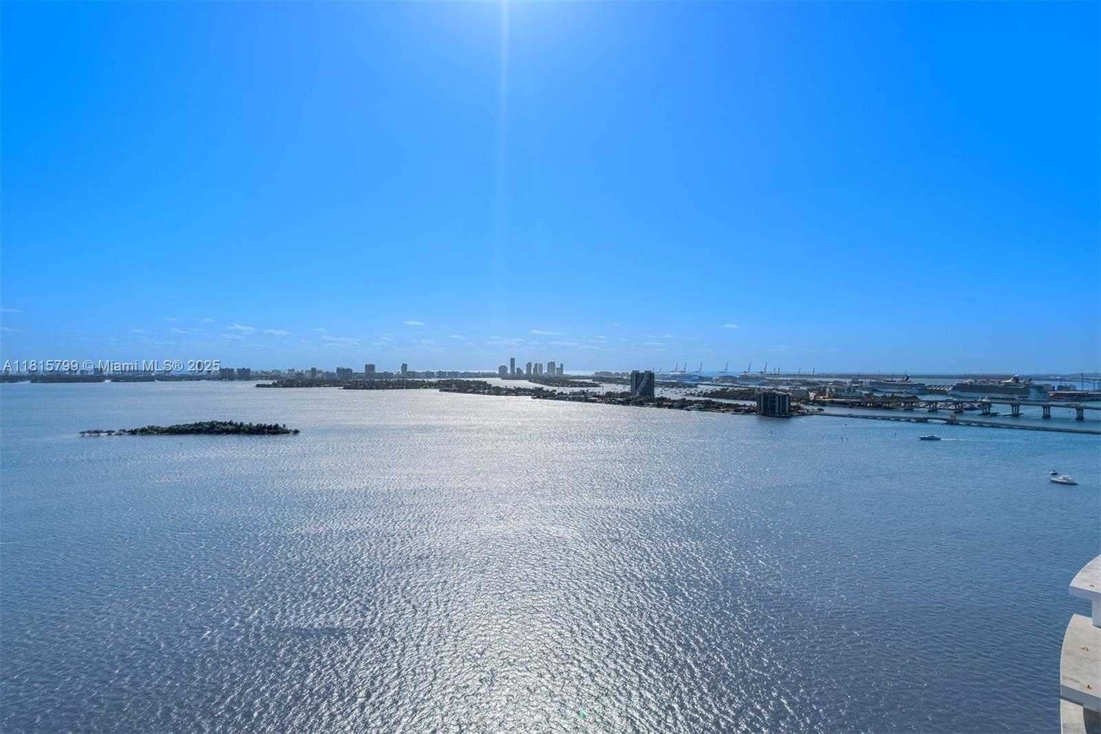 Small Image of 788 NE 23rd St, Miami, FL 33137, USA Number 52