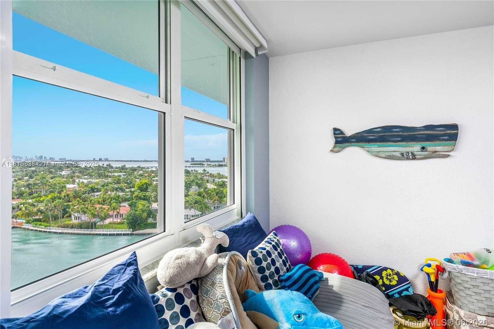 Small Image of 10350 WEST BAY HARBOR DR #PHP, Bay Harbor Islands Number 15
