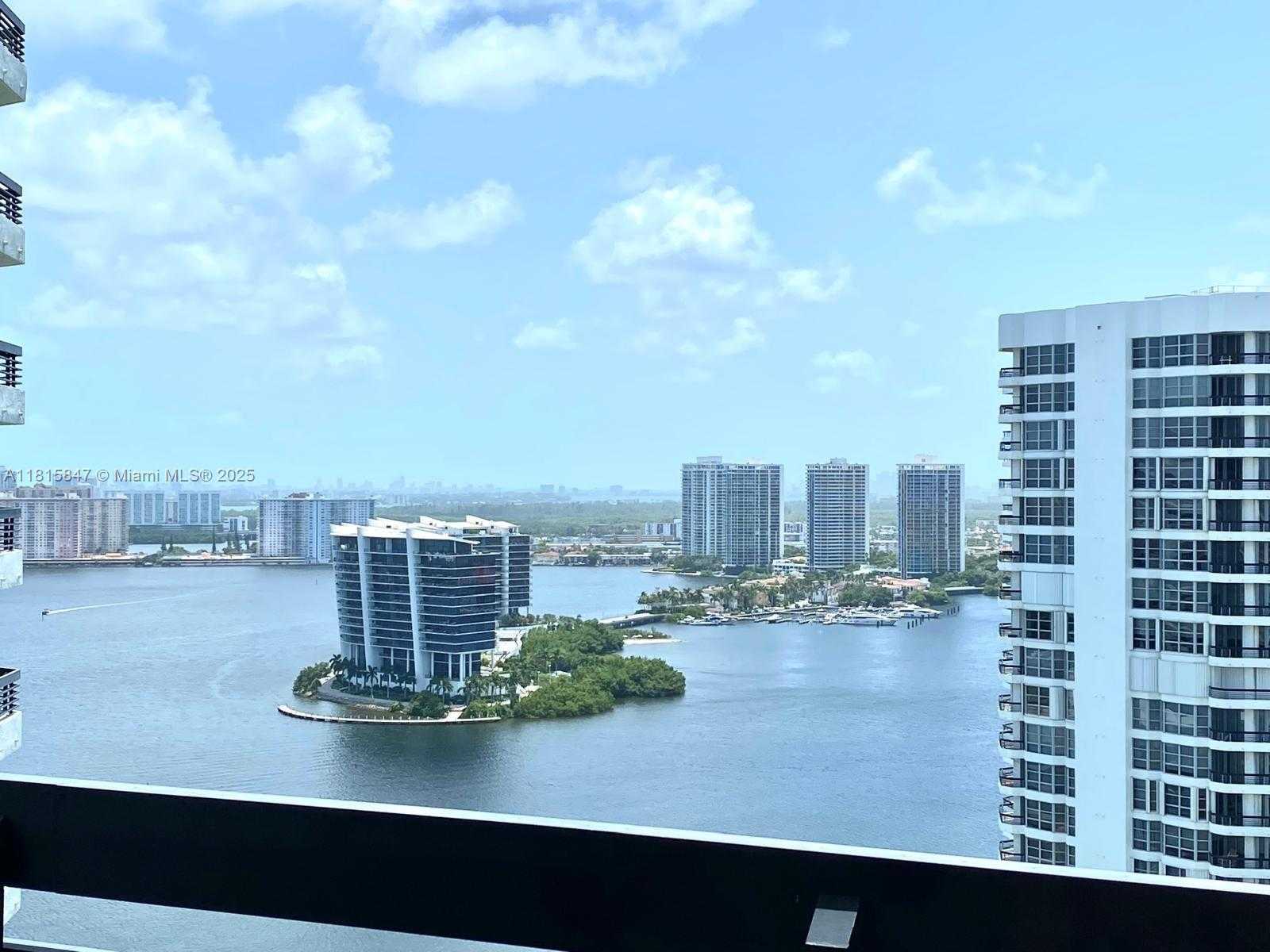 Small Image of 3500 MYSTIC POINTE DR #3103, Aventura Number 19