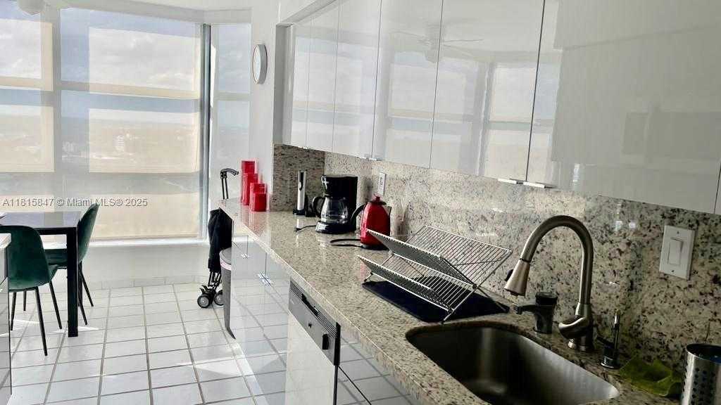 Small Image of 3500 MYSTIC POINTE DR #3103, Aventura Number 22
