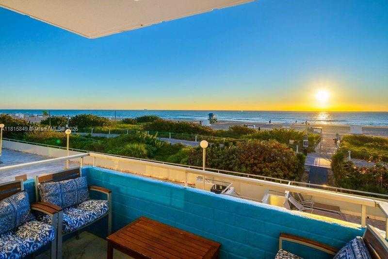 Small Image of 465 OCEAN DR #315, Miami Beach Number 11