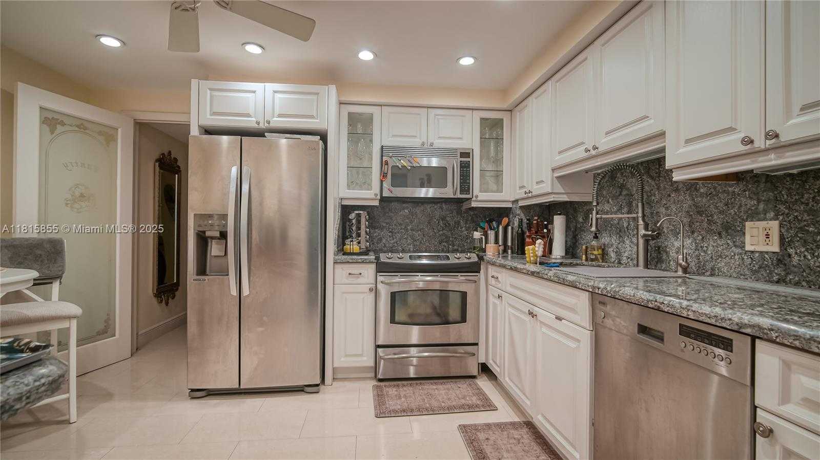 Small Image of 3500 GALT OCEAN DR #1605, Fort Lauderdale Number 11