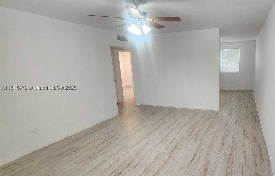 Small Image of 111 NORTH WEST 152ND ST #15, Miami Number 6