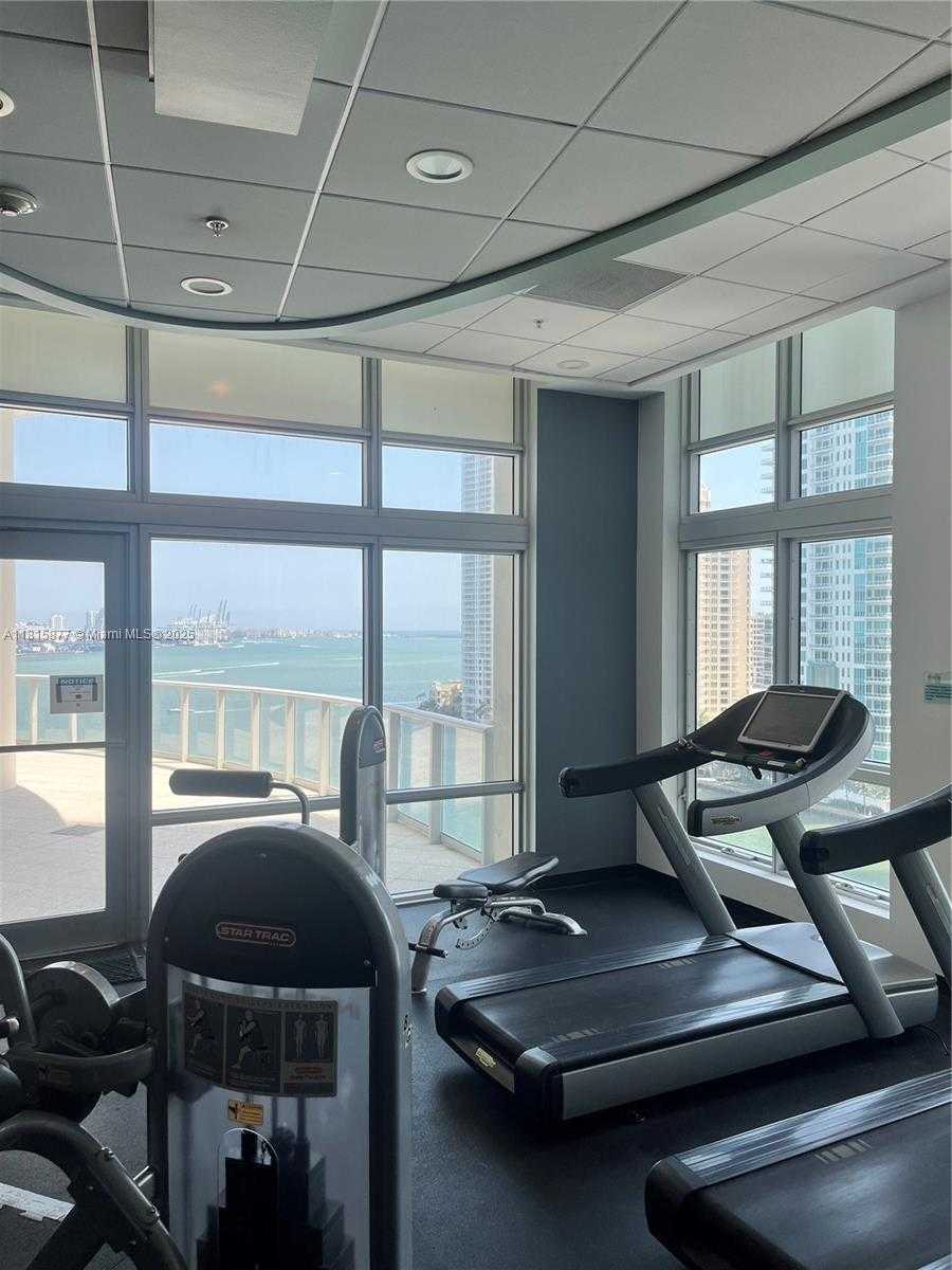 Small Image of 300 SOUTH BISCAYNE BLVD #PH-4003, Miami Number 13