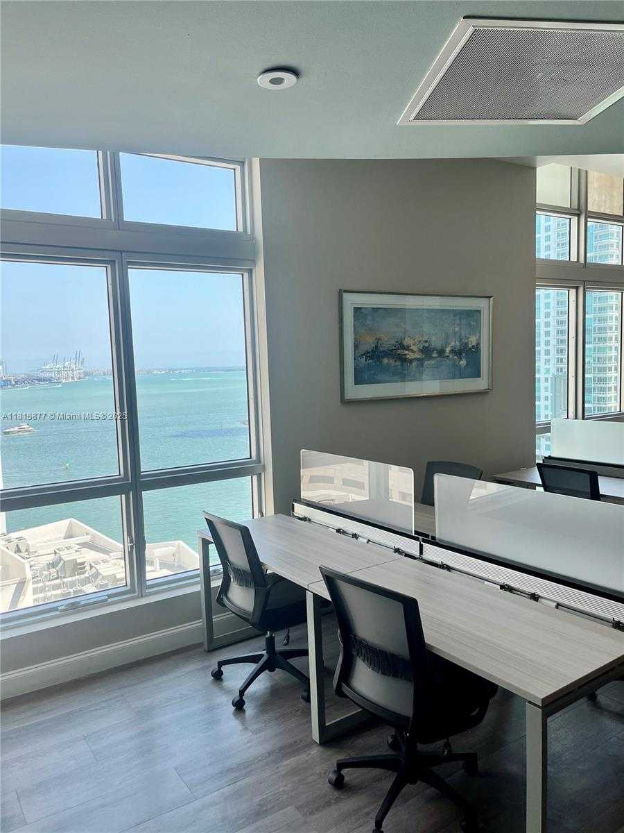 Small Image of 300 SOUTH BISCAYNE BLVD #PH-4003, Miami Number 15