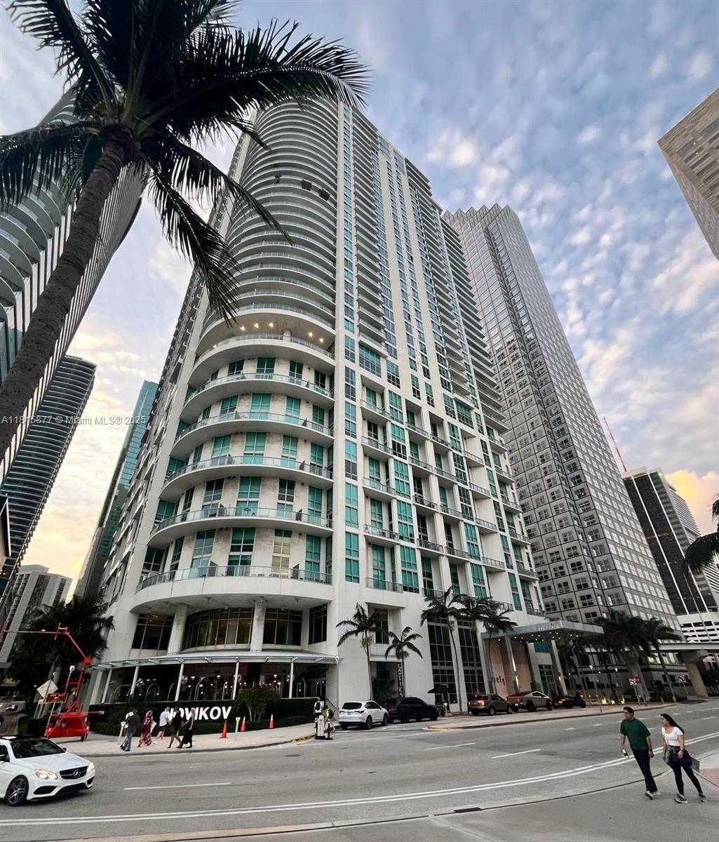 Small Image of 300 SOUTH BISCAYNE BLVD #PH-4003, Miami Number 16