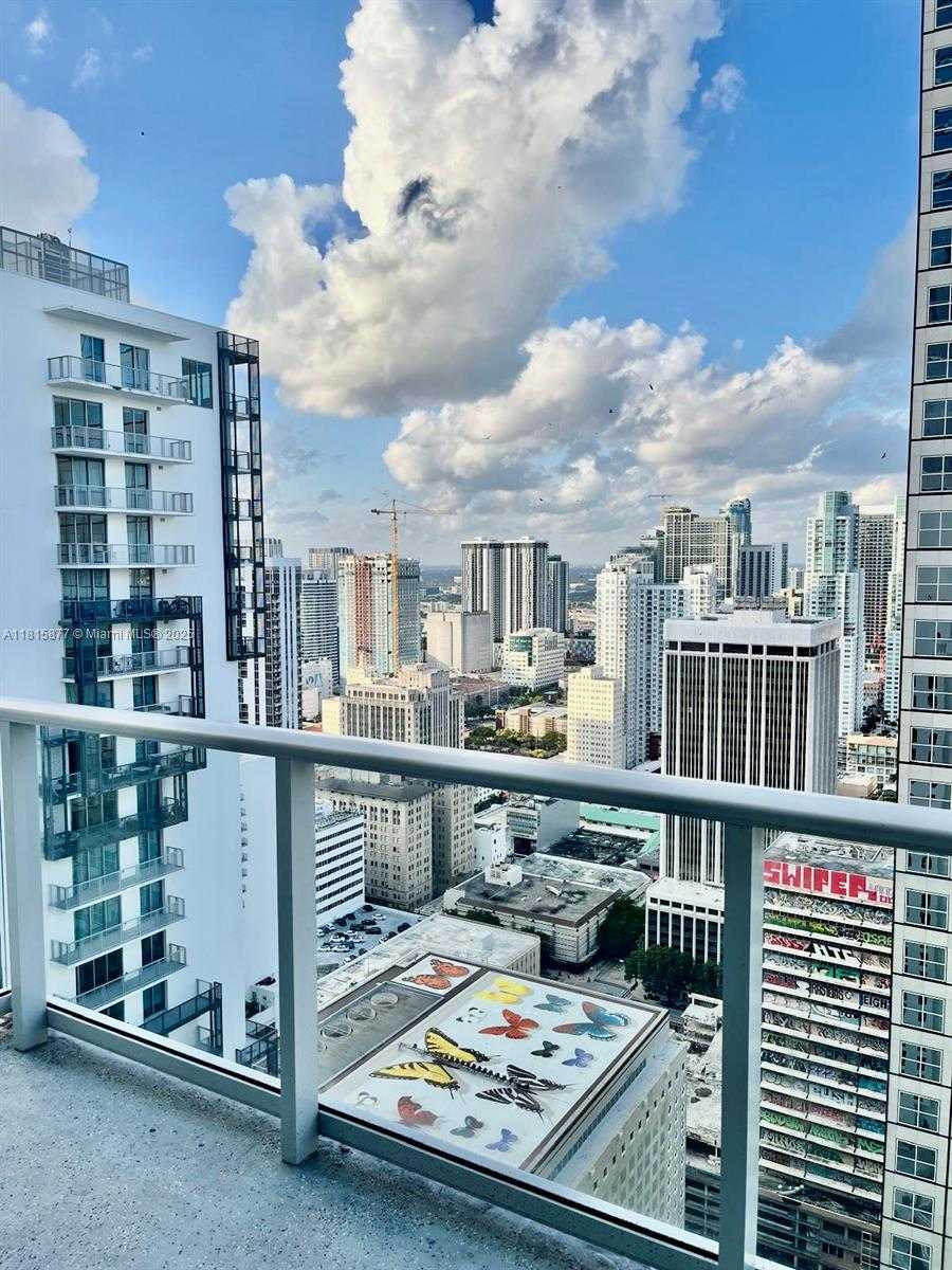 Small Image of 300 SOUTH BISCAYNE BLVD #PH-4003, Miami Number 9